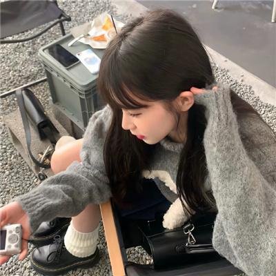 活在暗下